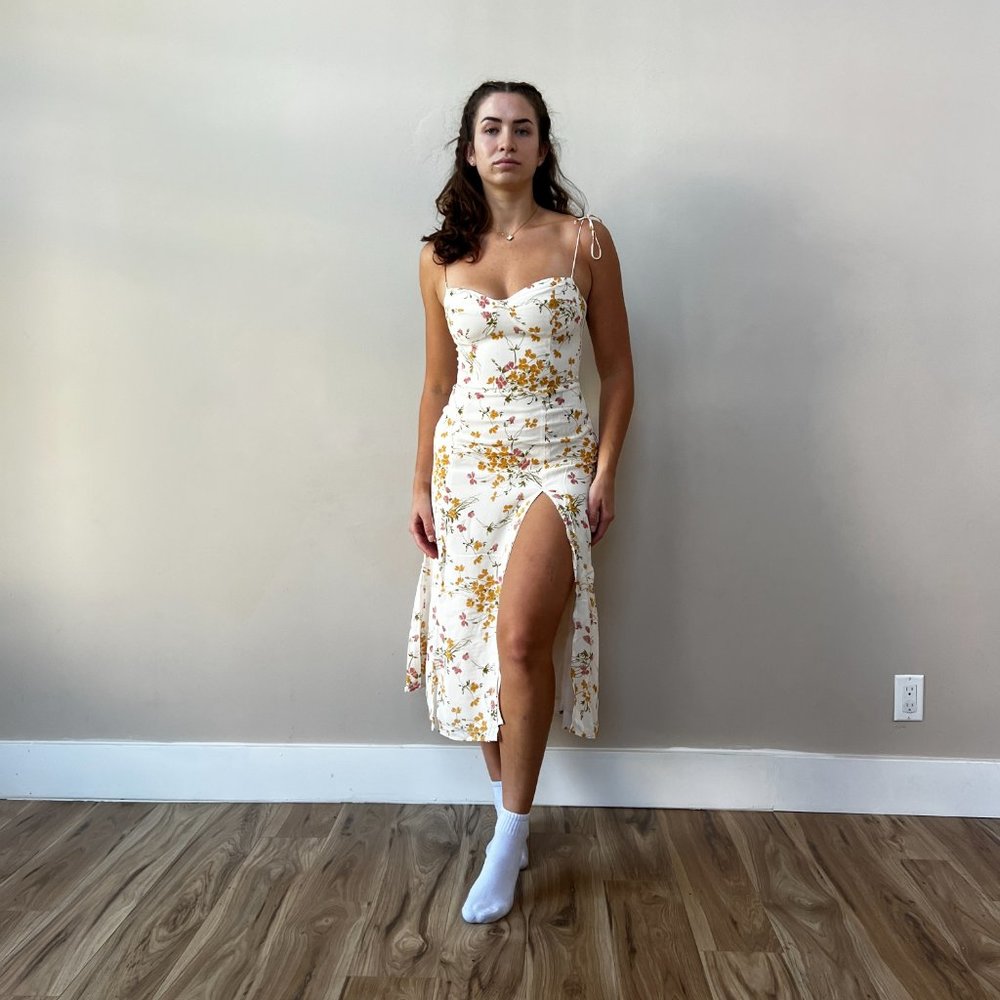 Reformation Juliette Dress | Aries 🎉SALE🎀 NEW - Picture 3 of 9